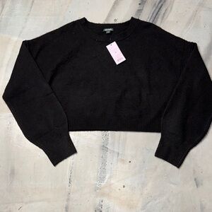 Wild Fable Women's Medium Cropped Knit Sweater - Black - Soft & Minimalist